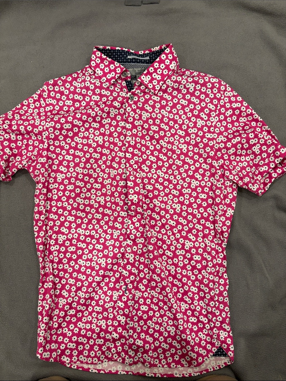 Ted Baker London Pink Daisy-Print Short Sleeve Button-Down Shirt